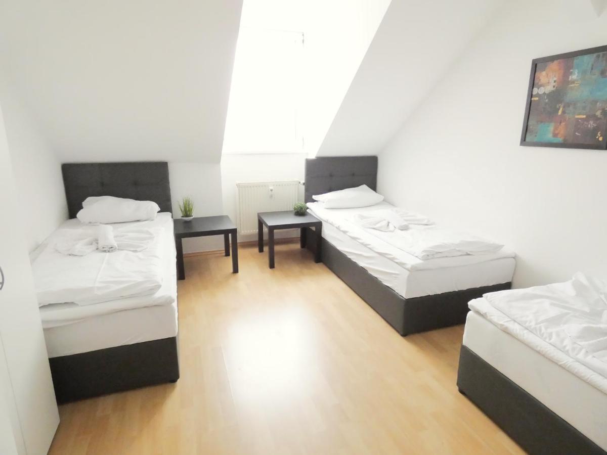 Sunnyhome Monteurwohnungen Und Apartments In Ерфурт Екстериор снимка