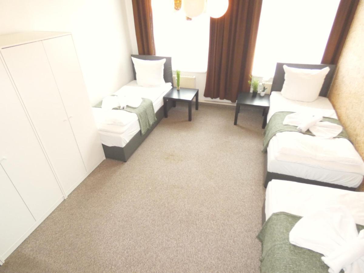 Sunnyhome Monteurwohnungen Und Apartments In Ерфурт Екстериор снимка